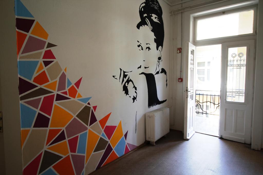 Dbc Hostel Budapest Extérieur photo