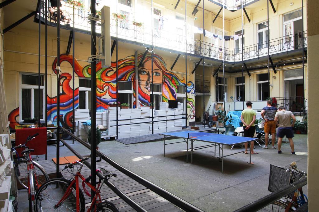 Dbc Hostel Budapest Extérieur photo